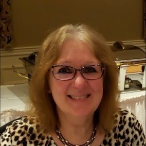 Meet your Posher, Diane